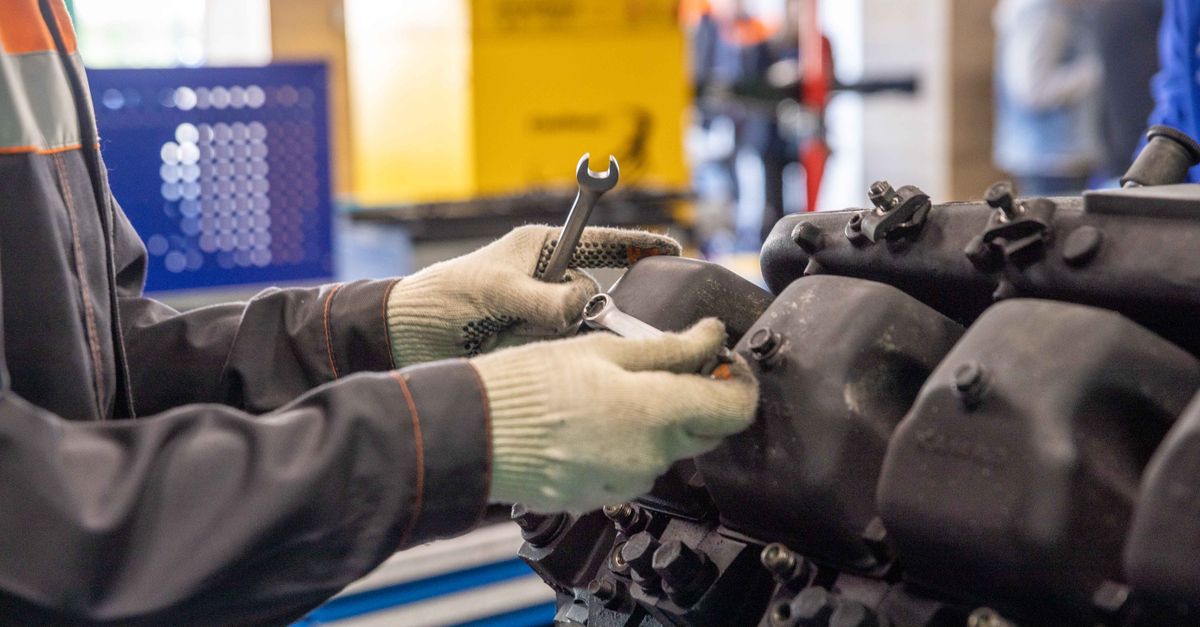 locksmith service technician — Naperville Pro Locksmiths
